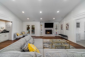 Smart TV, fireplace, table football, ping pong