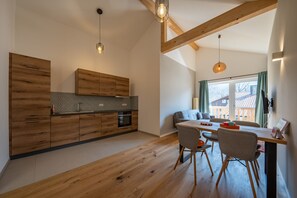 Interior - Vacation apartment Heuberg with mountain view (Nußdorf a. Inn)