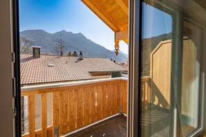 Interior - Vacation apartment Heuberg with mountain view (Nußdorf a. Inn)