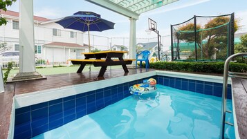 Basic Room, 3 Bedrooms (Fullstory) | 3 bedrooms, free WiFi