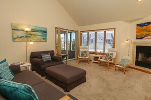 TV, caminetto, Netflix, Hulu