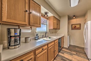 Refrigerador, microondas, parrilla de estufa y lavavajillas 