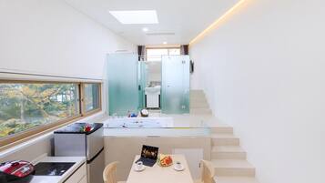 Basic Room, 1 Bedroom (Jasmine) | 1 bedroom, free WiFi