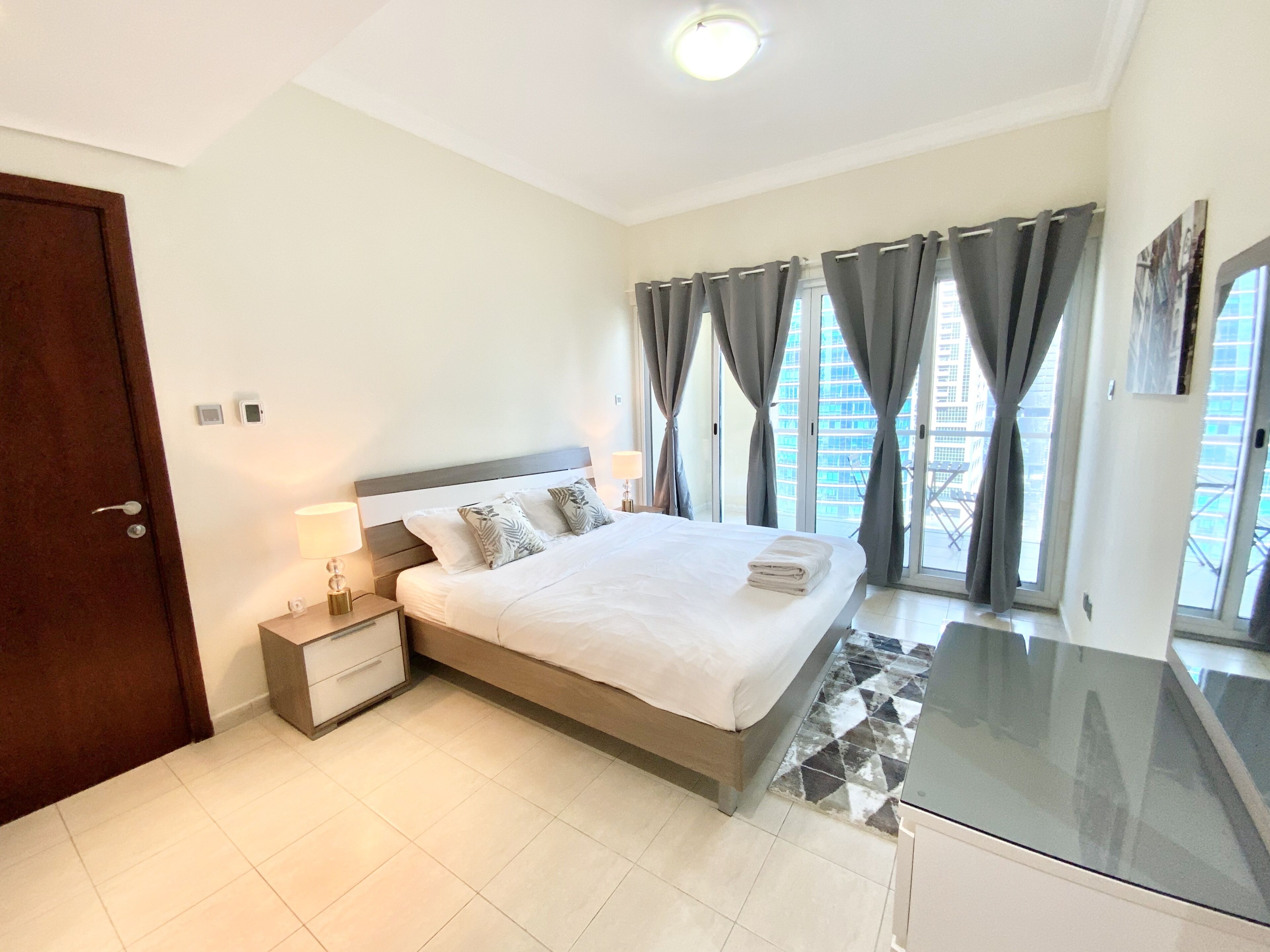 Apartamento | 1 quarto, cofres nos quartos, individualmente decorados