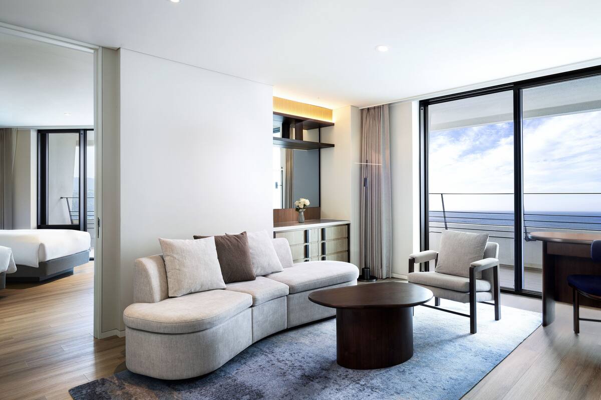 Junior Suite Family Twin Ocean | 高級寢具、免費迷你吧、客房內保險箱、書桌