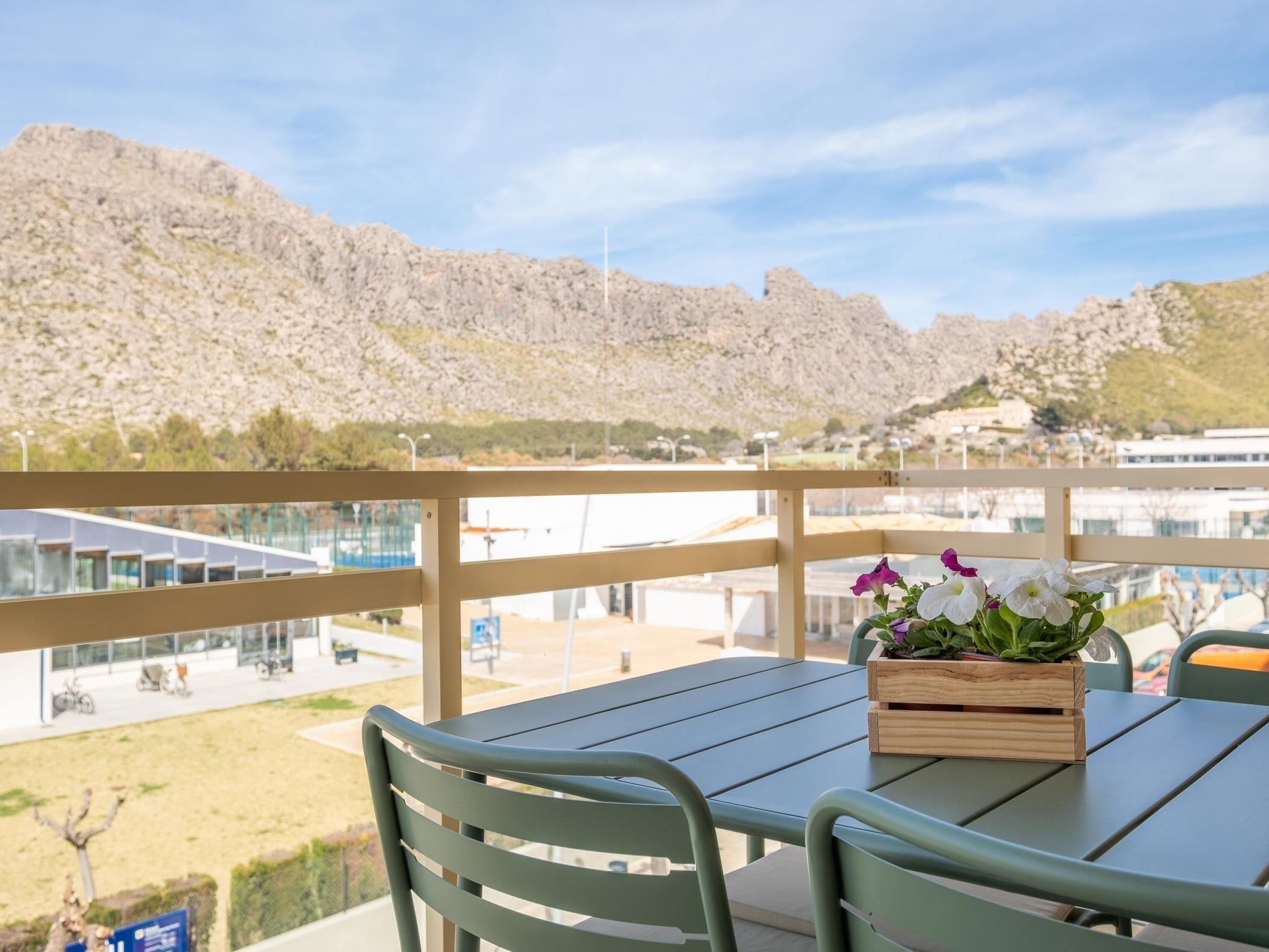 تناول الطعام بالخارج