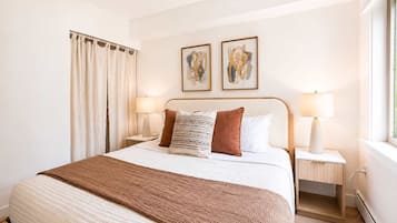 2 bedrooms, iron/ironing board, travel crib, WiFi