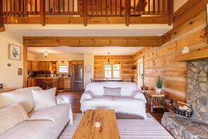 Smart TV, fireplace, Netflix, DVD player