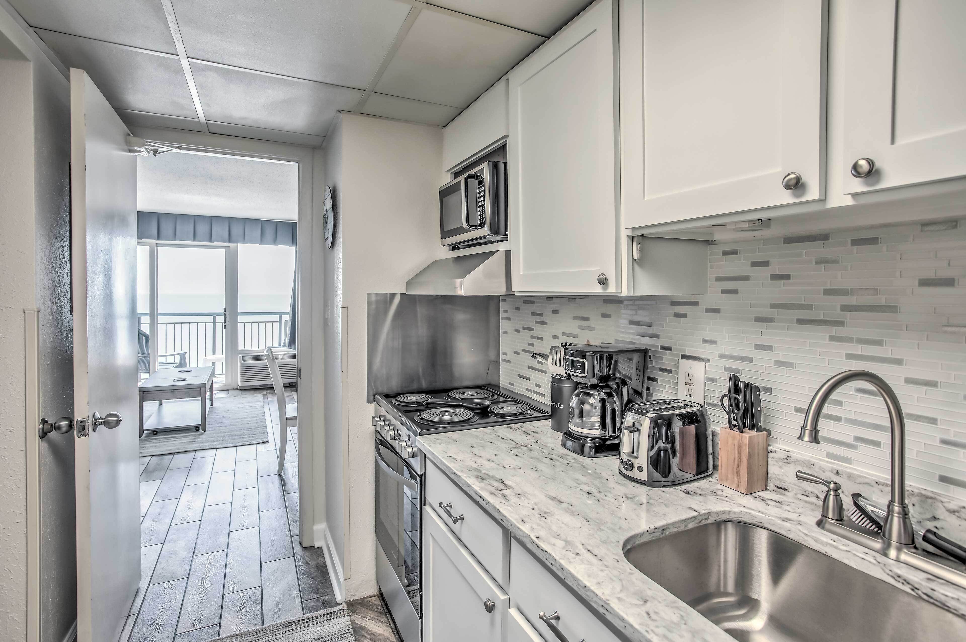 Airy Oceanfront Myrtle Beach Condo w/ Balcony