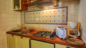 Frigorifero, lavastoviglie