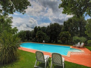 Pool - Serene Villa Stay in Sinalunga (Sinalunga)