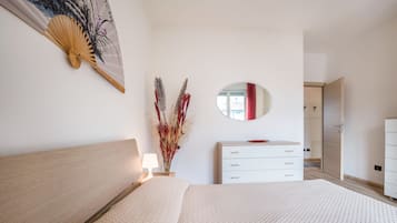 3 camere, ferro/asse da stiro, Wi-Fi gratuito, lenzuola