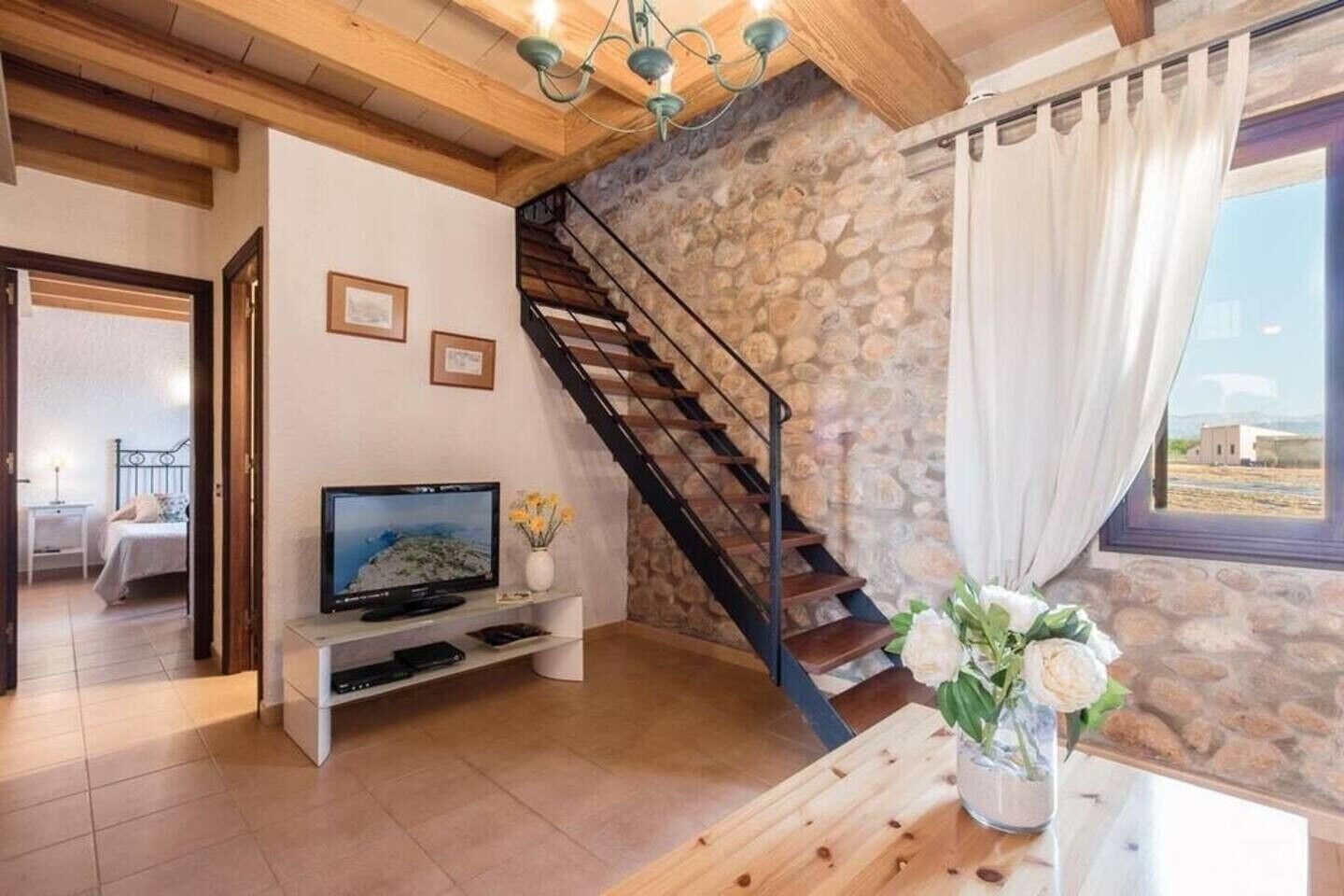 3 chambres, fer et planche à repasser, Wi-Fi gratuit, draps fournis