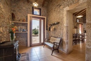 Interior - Finca "Cas Frare" with Pool, Wi-Fi and Air Conditioning (Sa Pobla)