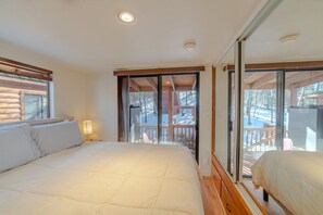 2 عدّة غرف نوم ومكواة/لوح كي وواي فاي مجانًا وملاءات أسرّة