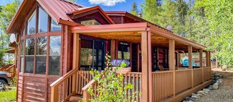 Inviting Tiny Home with Spacious Decks and Outdoor Space - The Northstar Cabin