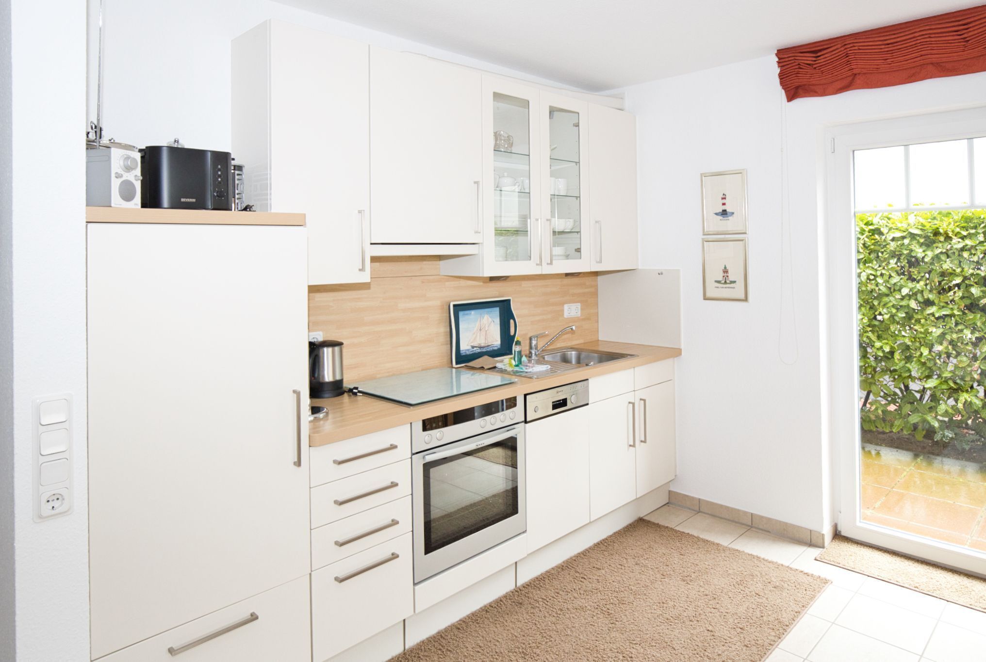 Refrigerador, microondas, horno y lavavajillas 