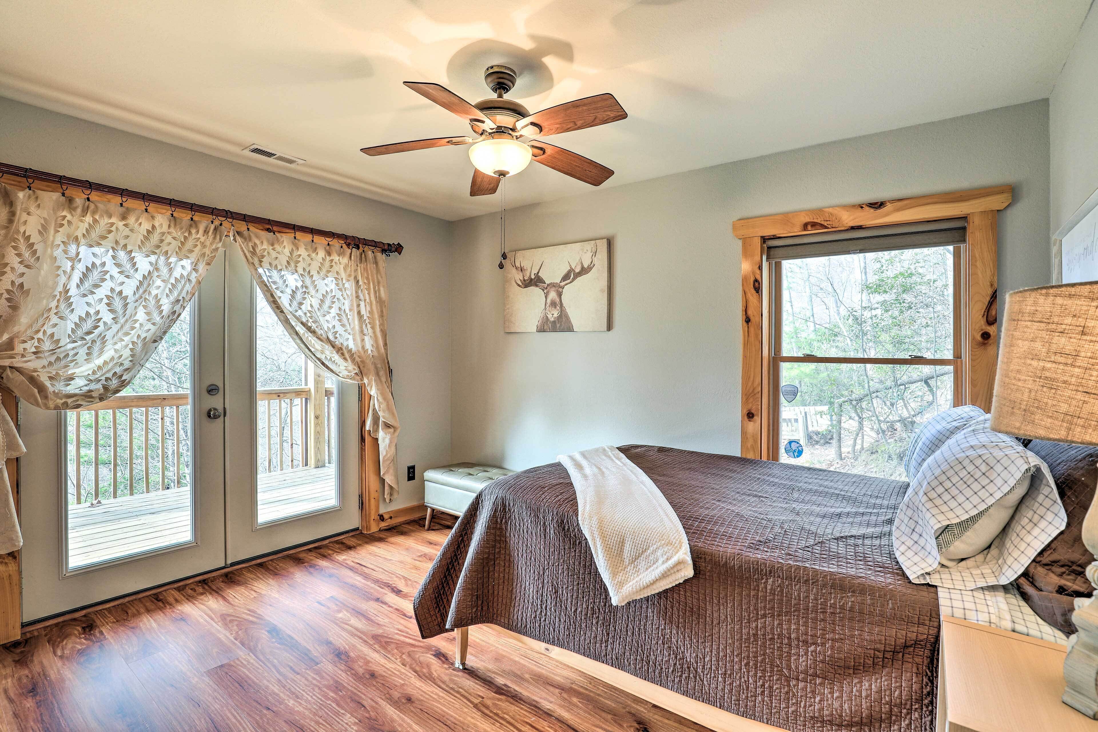 Rustic Cabin w/ Mountain Views & Private Deck!