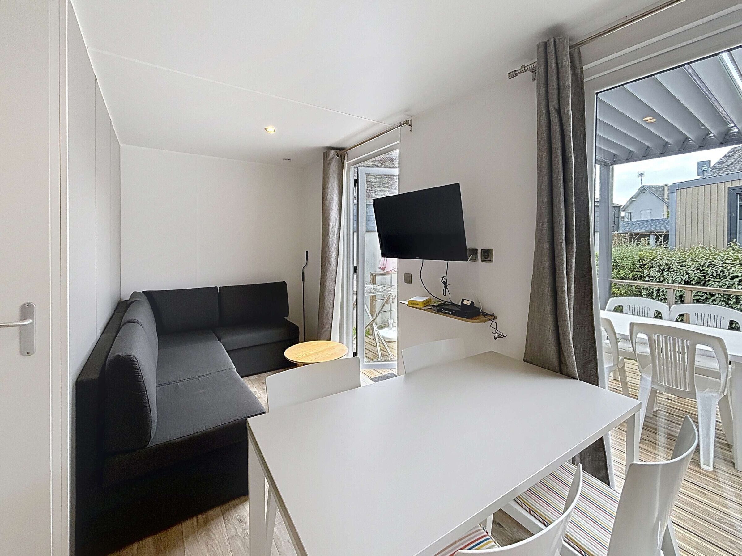 Mobil-home Luxe à Jullouville: 200m Plage, Piscine Chauffée, 4 Pers, Parking, Wi-fi Inclus - Saint-Pair-sur-Mer