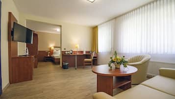 Hypo-allergenic bedding, individually furnished, desk, laptop workspace