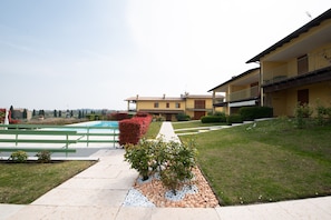 Seasonal outdoor pool