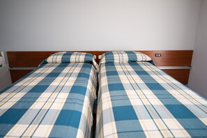 Lägenhet Design | 2 sovrum, strykjärn/strykbräda och sängkläder