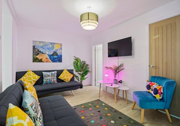 Apartment | Living area