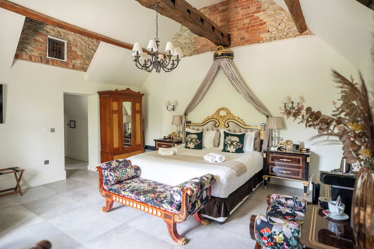 Junior tweepersoonskamer, 1 slaapkamer, niet-roken | 1 slaapkamer, luxe beddengoed, Tempur Pedic-bedden
