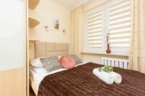 2 habitaciones, tabla de planchar con plancha, wifi y ropa de cama