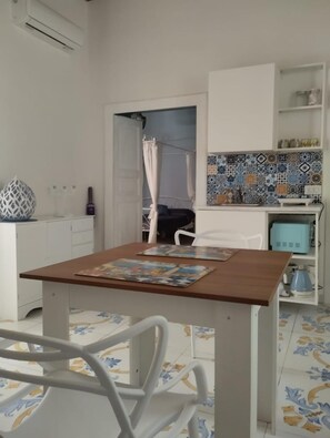 Dining - SALERNO COAST APARTMENT (Salerno)