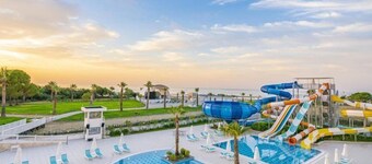 Diamond De Luxe Hotel SPA