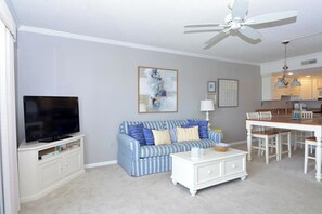 Living area - Cute 2 bedroom condo with free WiFi and beautiful indoor/outdoor pools located uptown on the ocean block! (Ocean City)