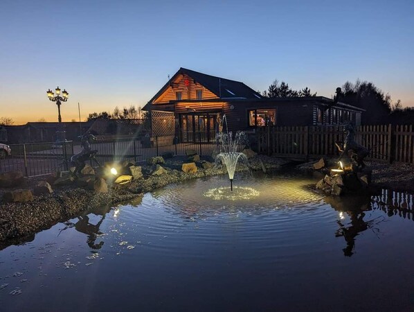 Cabin | Exterior