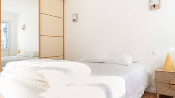 1 slaapkamer, een strijkplank/strijkijzer, gratis wifi