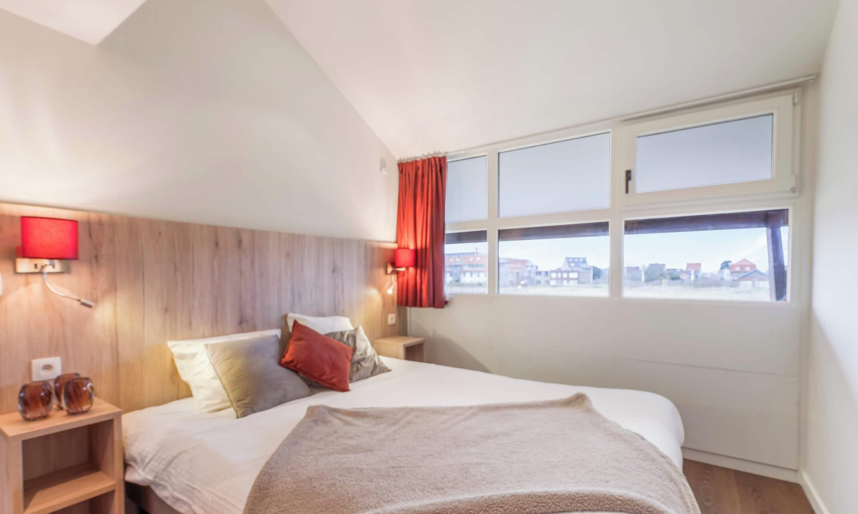 4 chambres, fer et planche à repasser, lit de bébé portatif, Wi-Fi