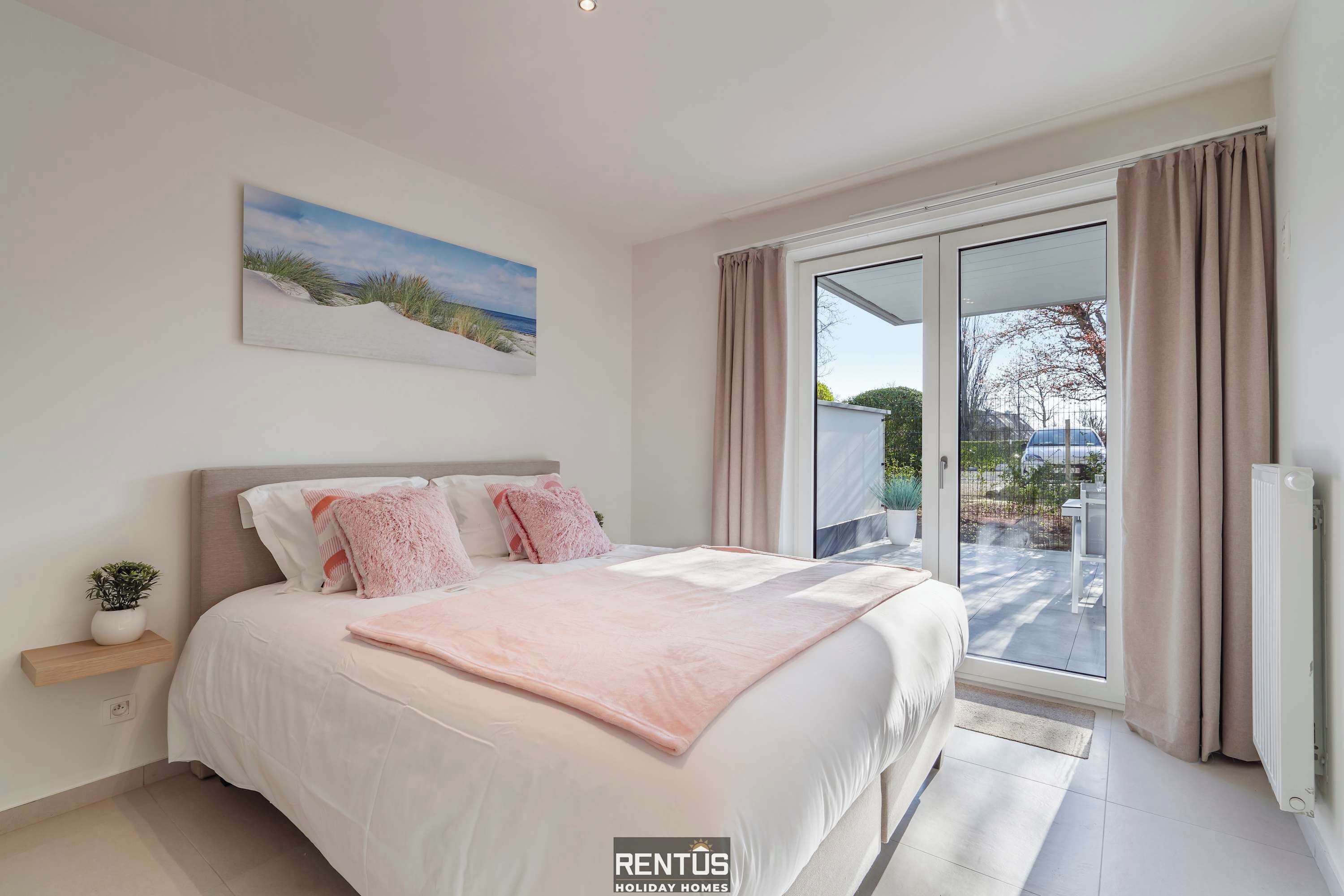 2 bedrooms, WiFi, bed sheets