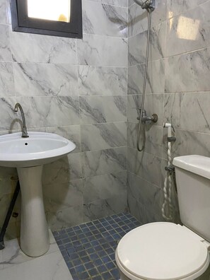 Een douche, een bidet