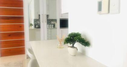 ITowers Luxury Apartment 1