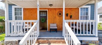 Millie the Mermaid - Renovated Mill house circa 1906 Near Winthrop
