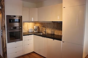 Fridge, microwave, oven, dishwasher