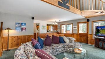 House, 3 Bedrooms | Living area