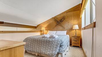 Condo, 1 Bedroom | 1 bedroom, free WiFi