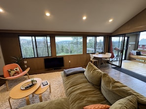 Apartment, 3 Schlafzimmer | Wohnbereich