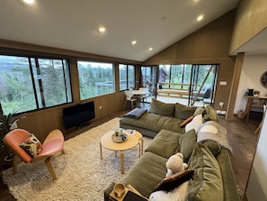 Apartment, 3 Schlafzimmer | Wohnbereich