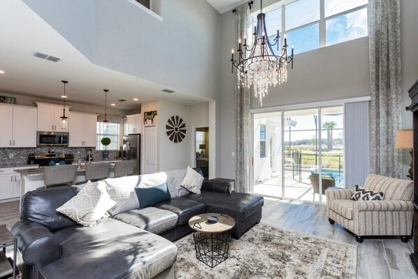 Villa, 5 Bedrooms | Living room | TV, DVD player