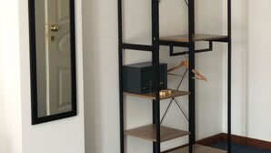 Comfort Room | Premium bedding, down comforters, pillowtop beds, minibar - Hotel Domus (Cerreto d'Esi)