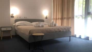 Comfort kamer | Luxe beddengoed, donzen dekbedden, pillowtop-bedden, een minibar