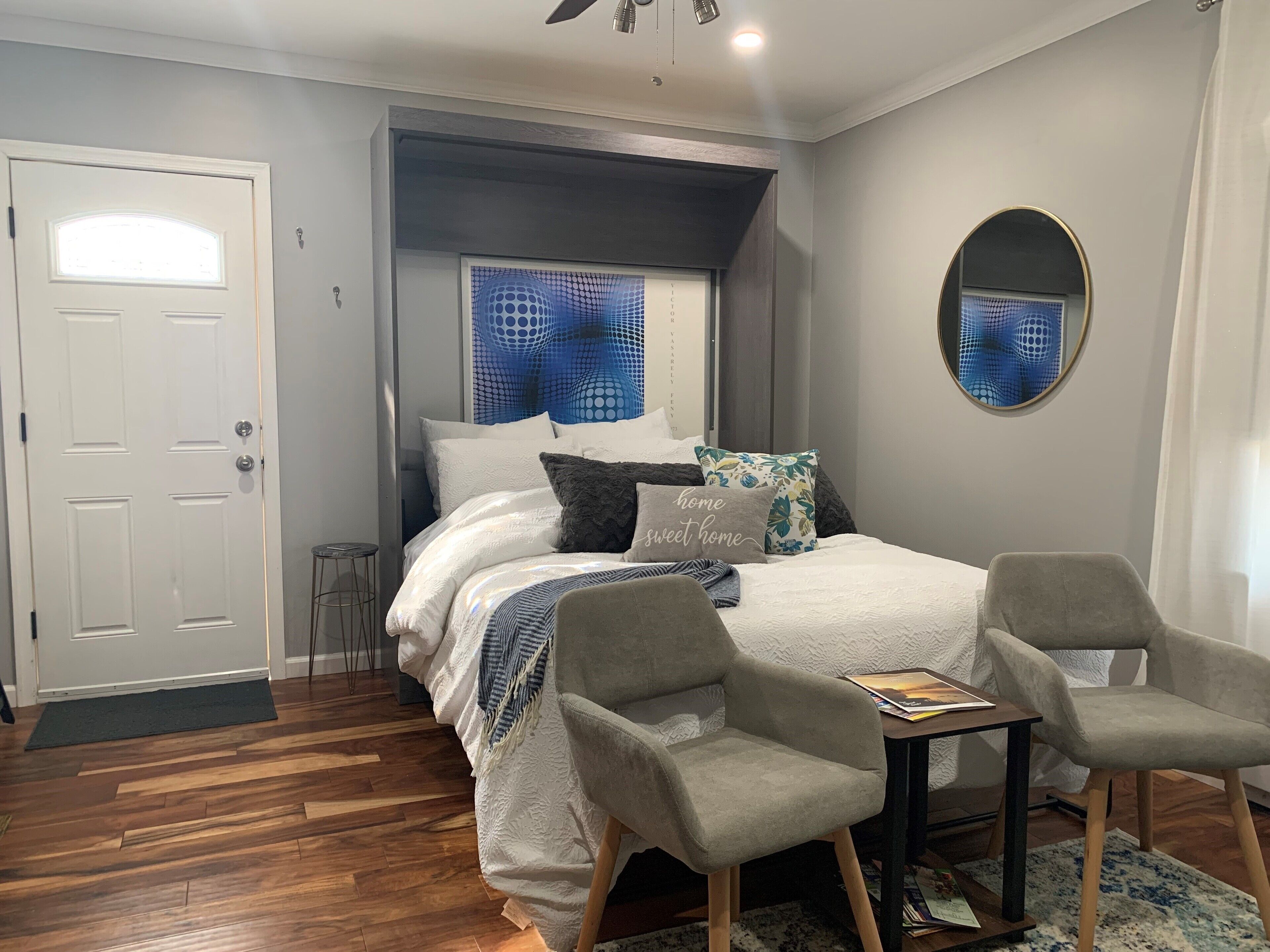 Sandy's Sweet Suite (Private & Complete Studio)