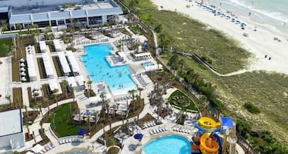 14D Richmond Park-Remodeled- Full Amenity Access