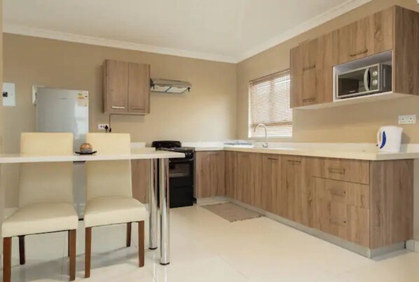 Fridge, microwave, toaster, blender